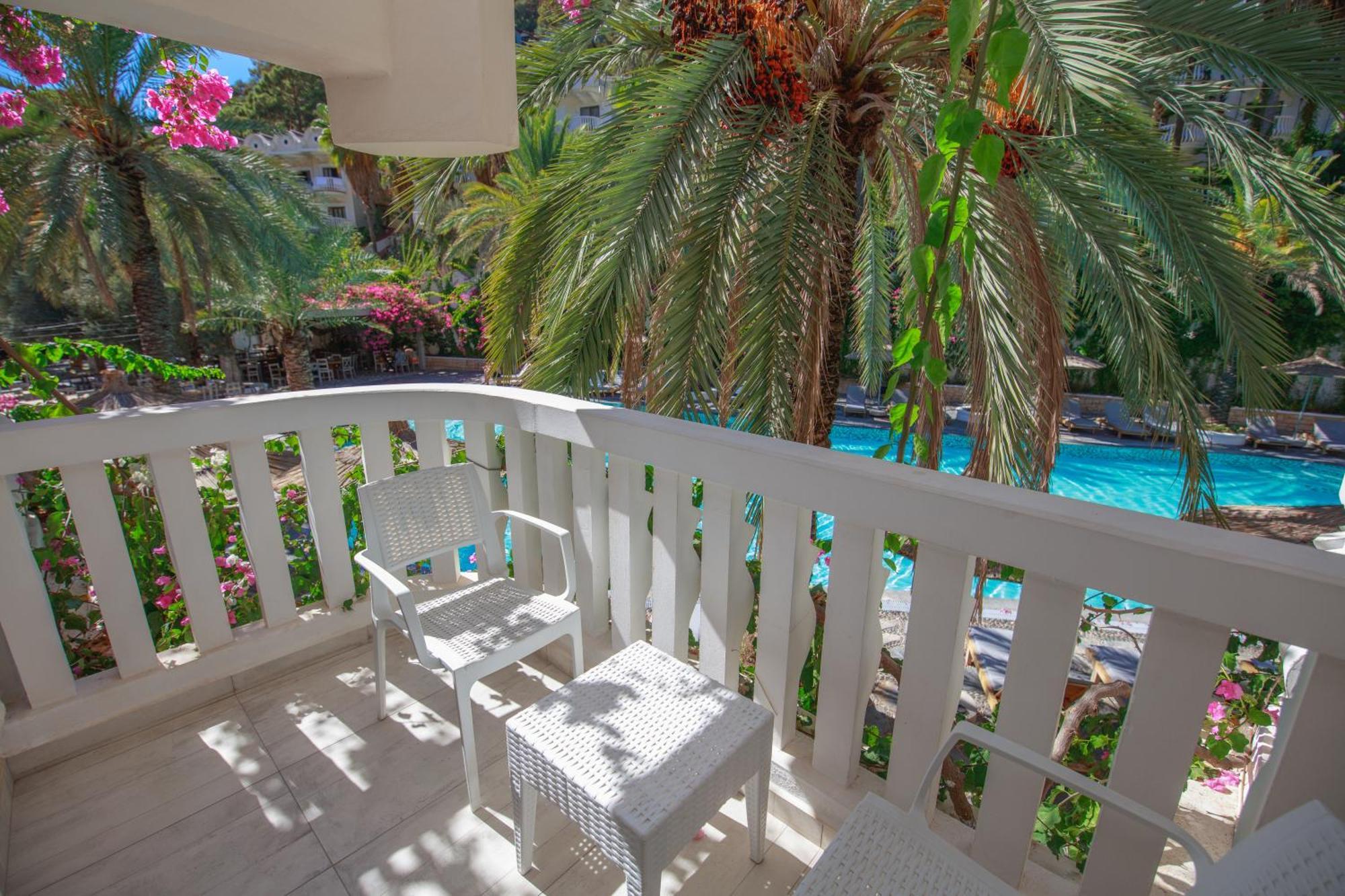 Flamingo Hotel & Spa - Pet Friendly Oludeniz Exteriér fotografie